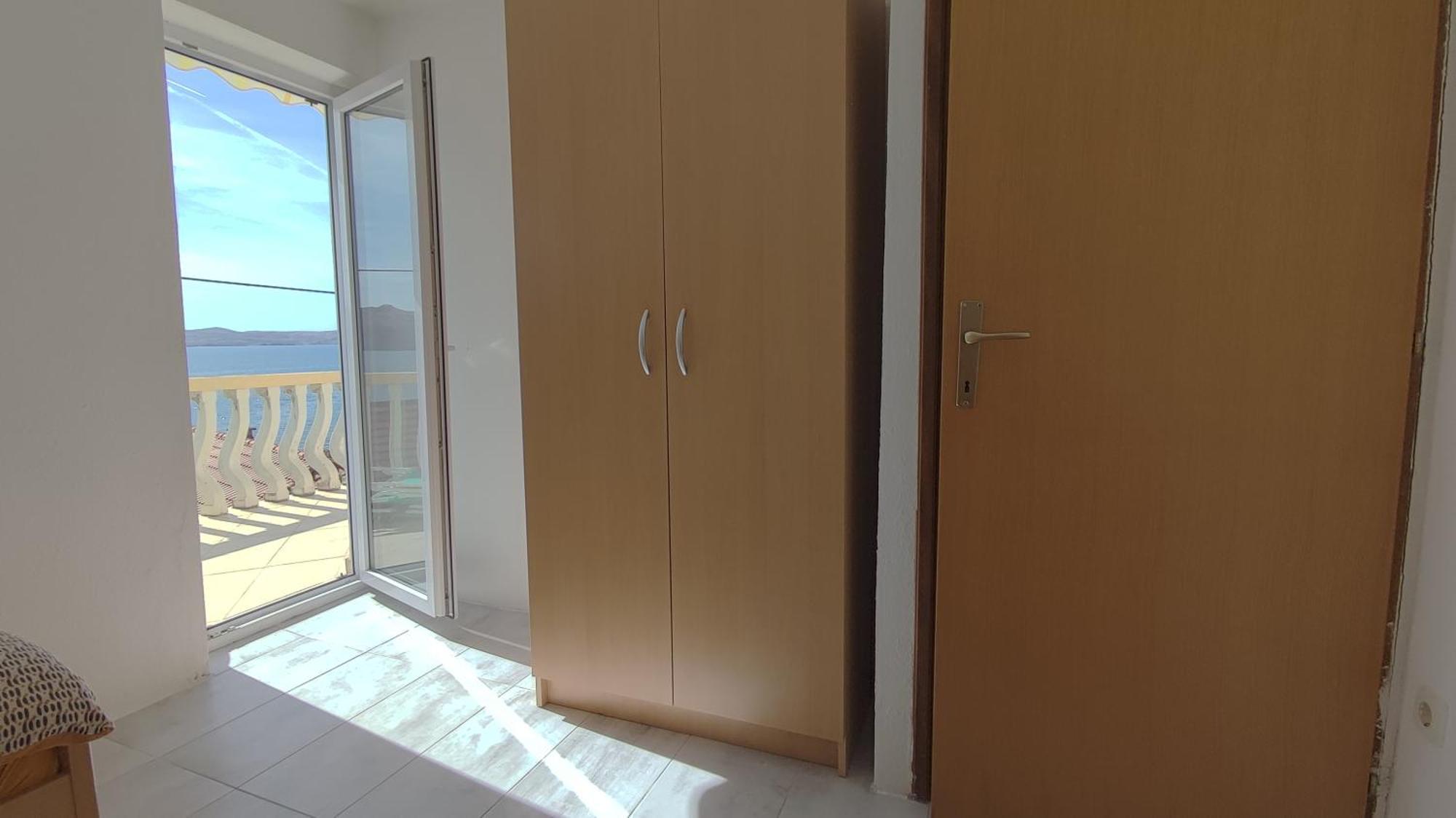 Apartman Tea Karlobag Zewnętrze zdjęcie