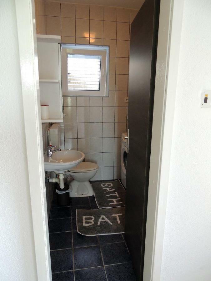 Apartman Tea Karlobag Zewnętrze zdjęcie
